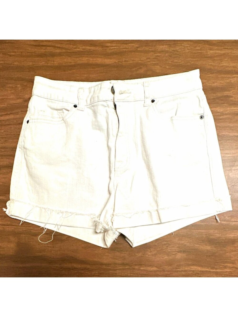 BDG Womens White High Rise Cut Off Denim Shorts Size 31 5-Pocket Cotton/Spandex